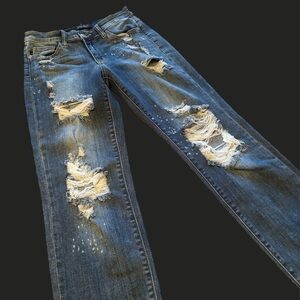 JUDY BLUE♦️♦️DESTROYED MID-RISE BOYFRIEND JEAN